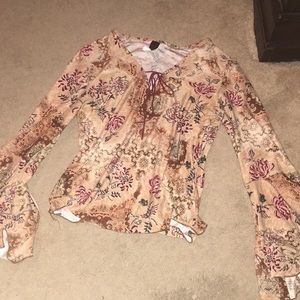 beautiful vitamina shirt🌺